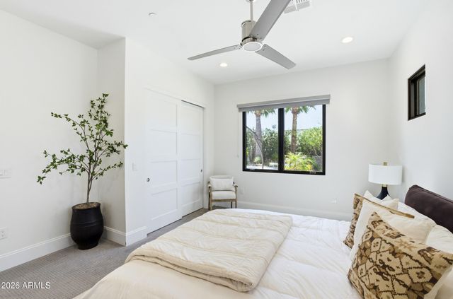 6129 E TURQUOISE Avenue, Paradise Valley, AZ 85253