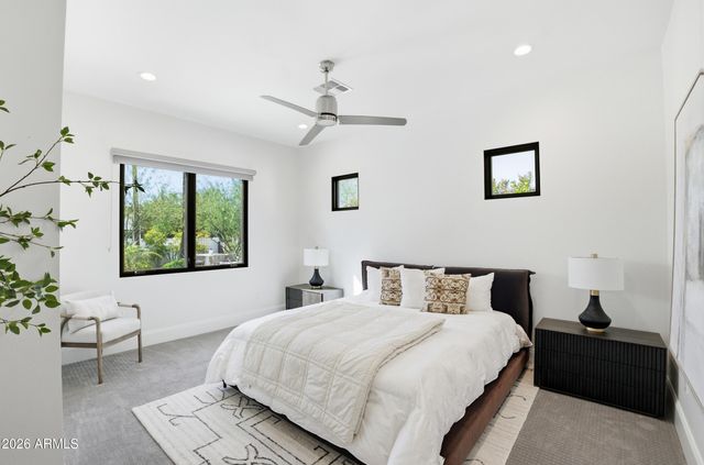 6129 E TURQUOISE Avenue, Paradise Valley, AZ 85253