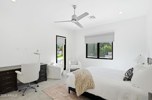 6129 E TURQUOISE Avenue, Paradise Valley, AZ 85253