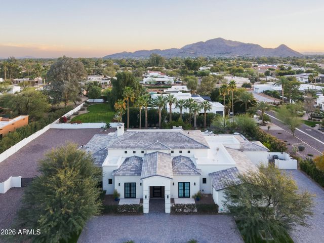 6129 E TURQUOISE Avenue, Paradise Valley, AZ 85253