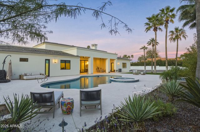 6129 E TURQUOISE Avenue, Paradise Valley, AZ 85253