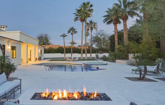 6129 E TURQUOISE Avenue, Paradise Valley, AZ 85253