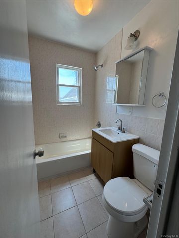 3922 Amundson Avenue, Bronx, NY 10466