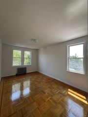 3922 Amundson Avenue, Bronx, NY 10466