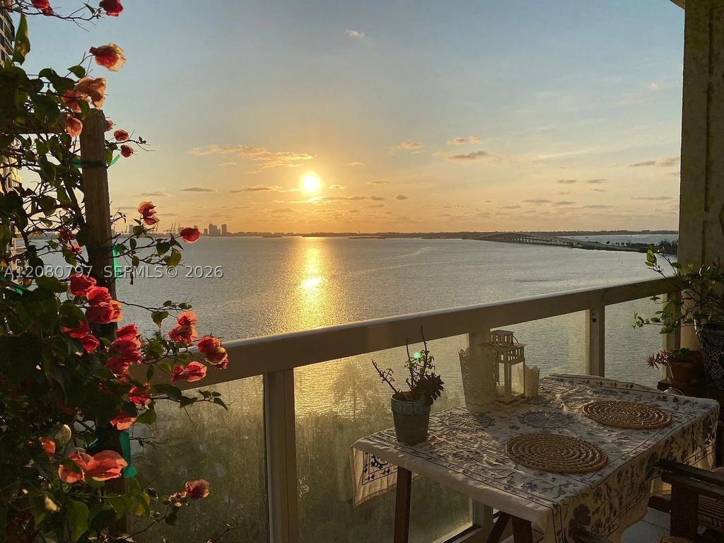 2451 Brickell Ave 11F, Miami, FL 33129