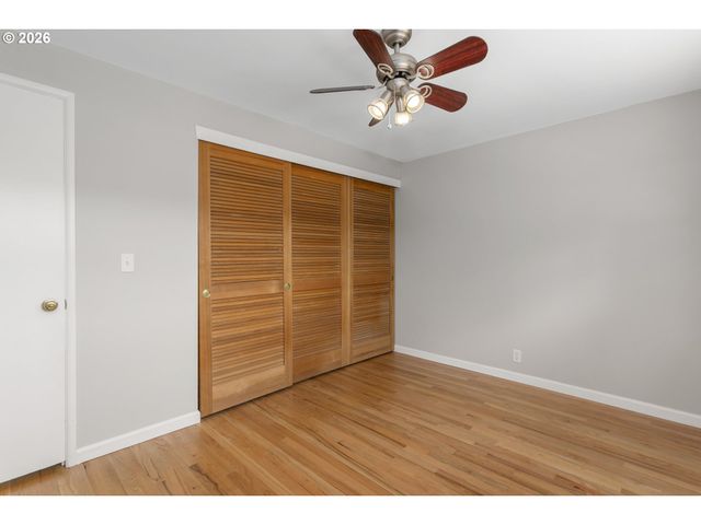 1485 HALLINAN St, Lake Oswego, OR 97034