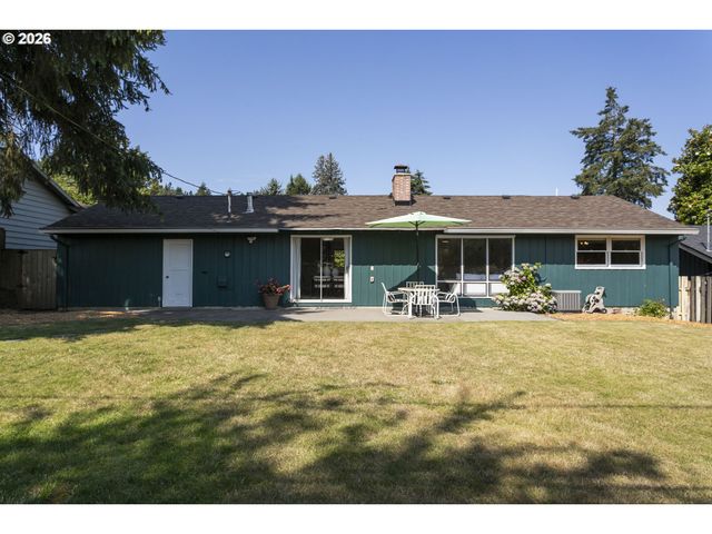 1485 HALLINAN St, Lake Oswego, OR 97034