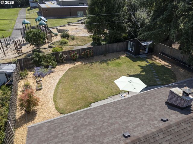 1485 HALLINAN St, Lake Oswego, OR 97034