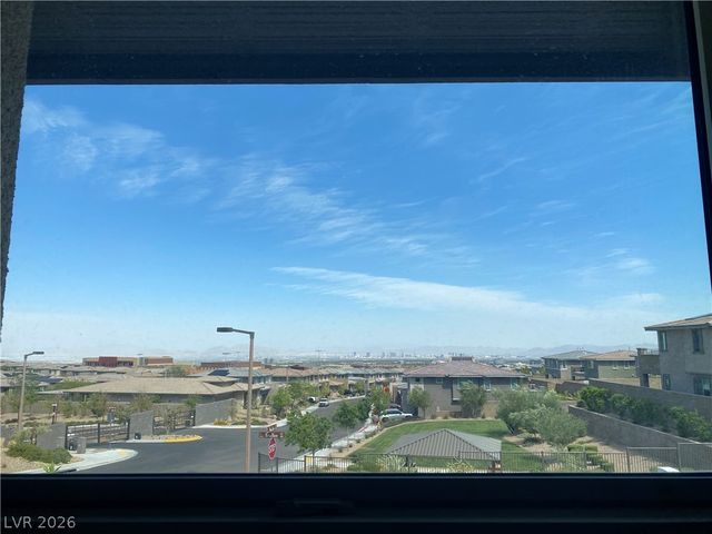 457 Bolsa Basin Avenue, Las Vegas, NV 89138