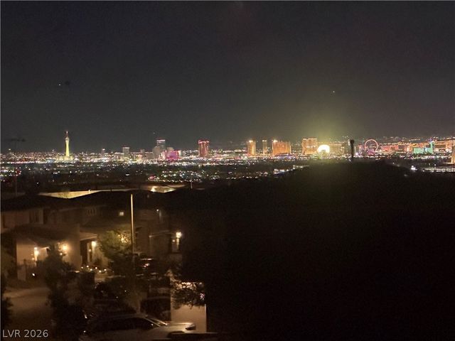 457 Bolsa Basin Avenue, Las Vegas, NV 89138