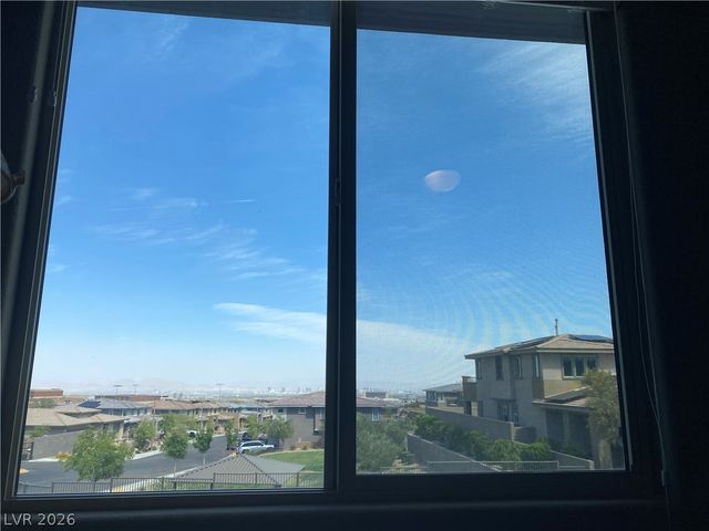 457 Bolsa Basin Avenue, Las Vegas, NV 89138