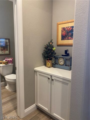 457 Bolsa Basin Avenue, Las Vegas, NV 89138