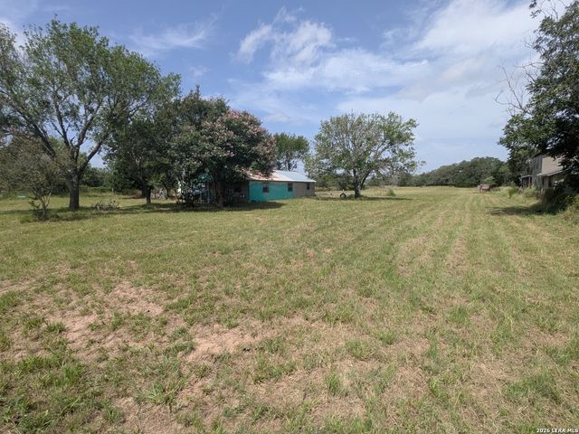 22221 PLEASANTON RD, San Antonio, TX 78264