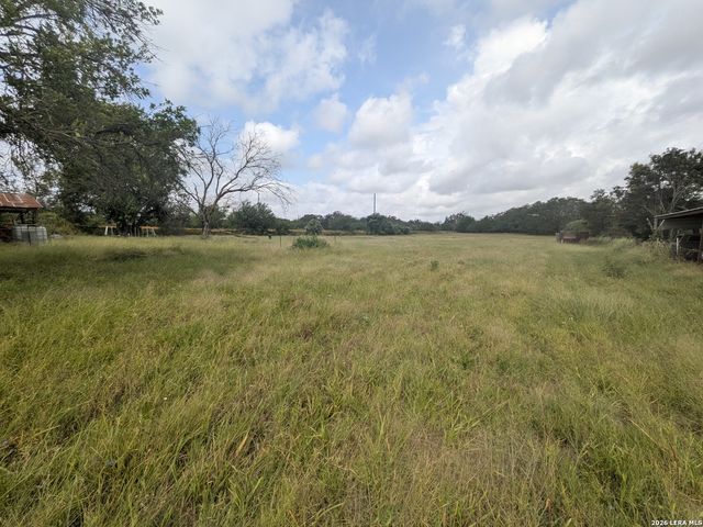 22221 PLEASANTON RD, San Antonio, TX 78264