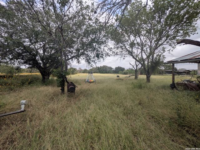22221 PLEASANTON RD, San Antonio, TX 78264