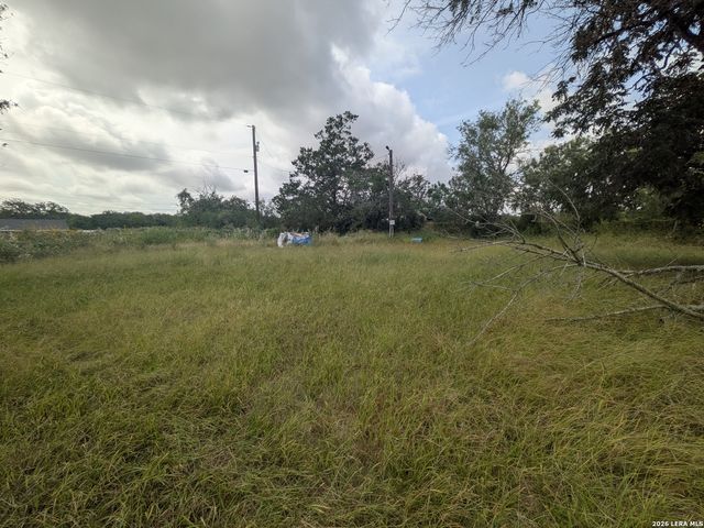 22221 PLEASANTON RD, San Antonio, TX 78264