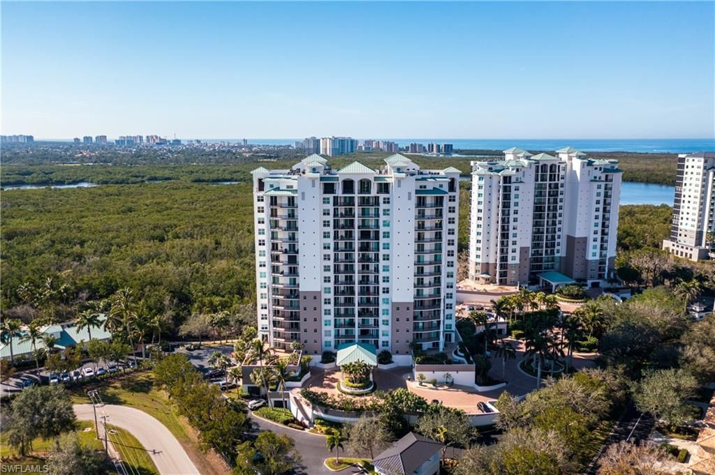 455 Cove Tower DR # 1802, Naples, FL 34110