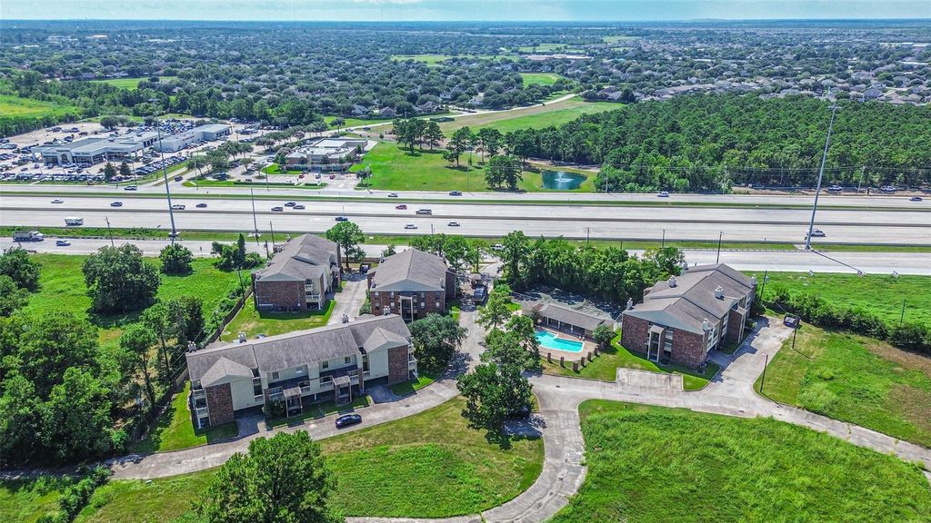 2501 Gulf Freeway 243D, Dickinson, TX 77539