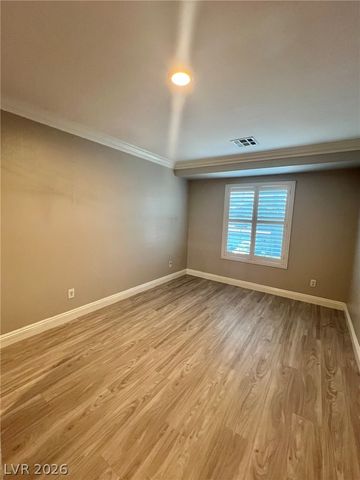 5936 Moon Garden Street, Las Vegas, NV 89148