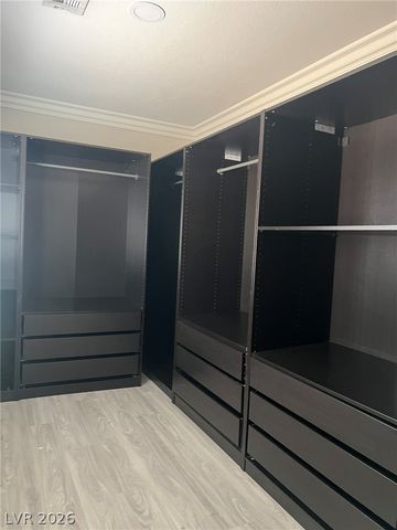 5936 Moon Garden Street, Las Vegas, NV 89148