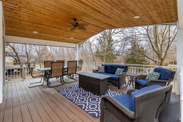 118 NW Countrywood Lane, Ankeny, IA 50023