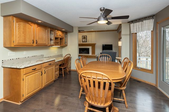 118 NW Countrywood Lane, Ankeny, IA 50023