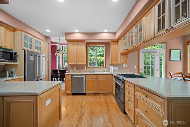 5426 Quail Run, Blaine, WA 98230