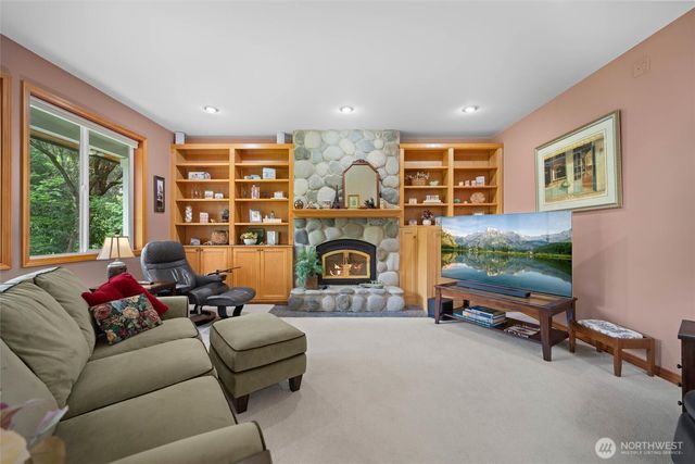 5426 Quail Run, Blaine, WA 98230