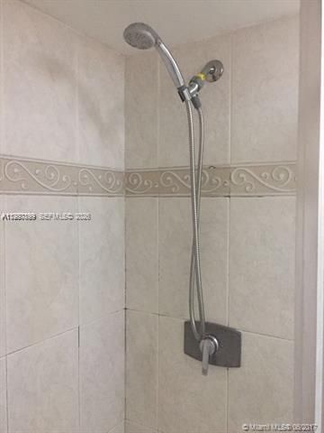 17890 W Dixie Hwy 106, North Miami Beach, FL 33160