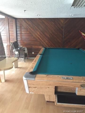 17890 W Dixie Hwy 106, North Miami Beach, FL 33160