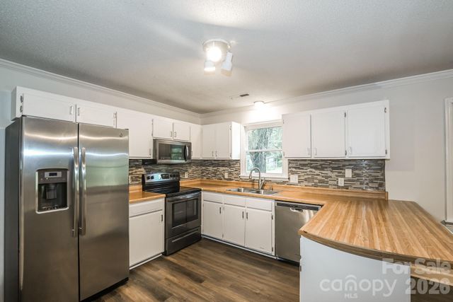 320 Aqua Drive, Forest City, NC 28043