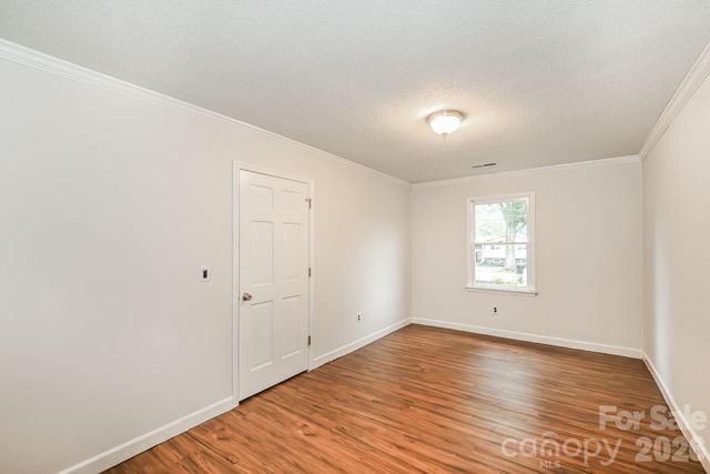 320 Aqua Drive, Forest City, NC 28043