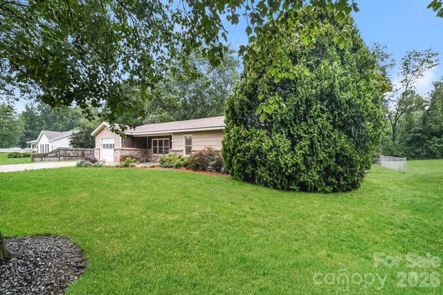 320 Aqua Drive, Forest City, NC 28043