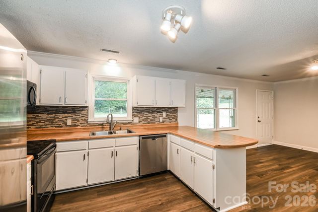 320 Aqua Drive, Forest City, NC 28043