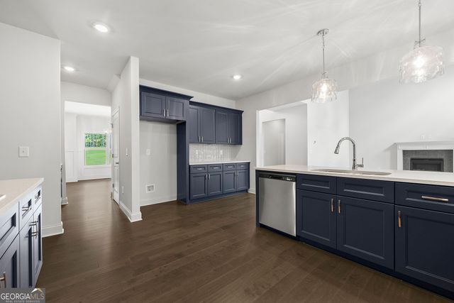 193 Lotus Lane 28, Covington, GA 30016