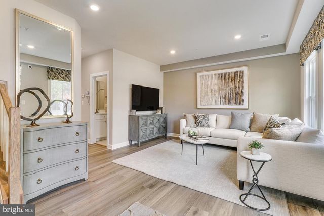 6817 16TH ST NW, Washington, DC 20012