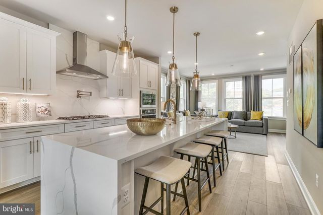 6817 16TH ST NW, Washington, DC 20012