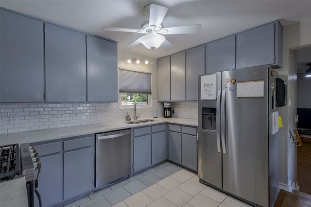 741 Cullum Avenue, Hurst, TX 76053