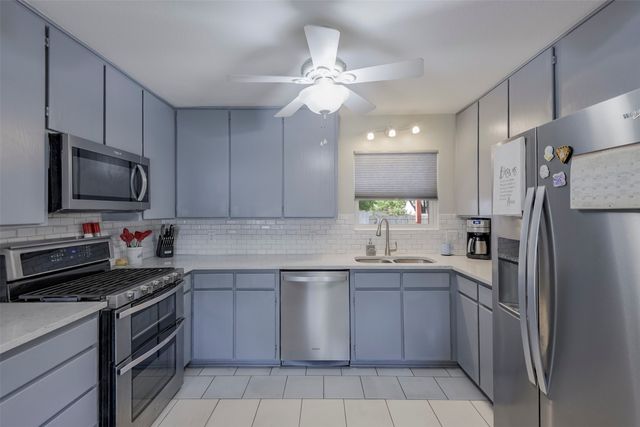 741 Cullum Avenue, Hurst, TX 76053
