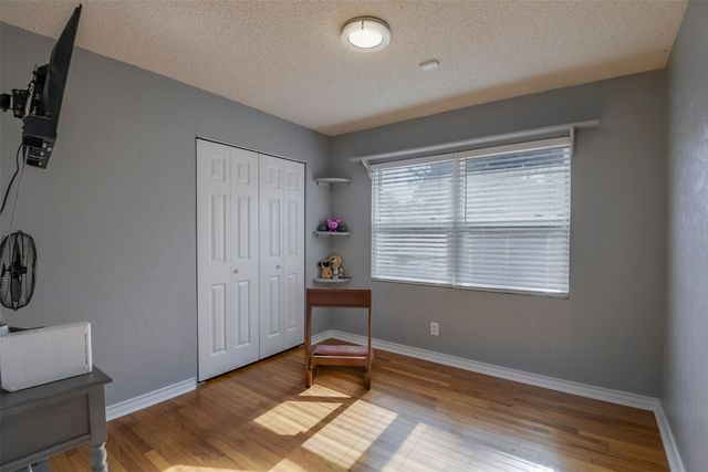 741 Cullum Avenue, Hurst, TX 76053