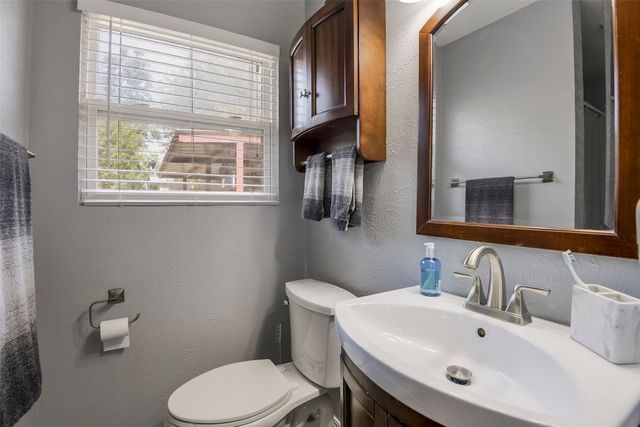741 Cullum Avenue, Hurst, TX 76053
