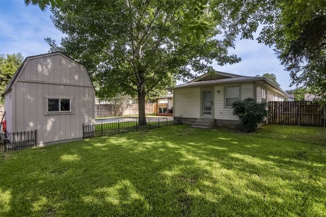741 Cullum Avenue, Hurst, TX 76053