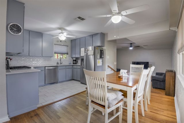 741 Cullum Avenue, Hurst, TX 76053