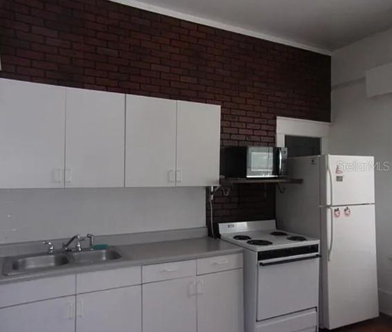 351 1ST STREET NE, St Petersburg, FL 33701