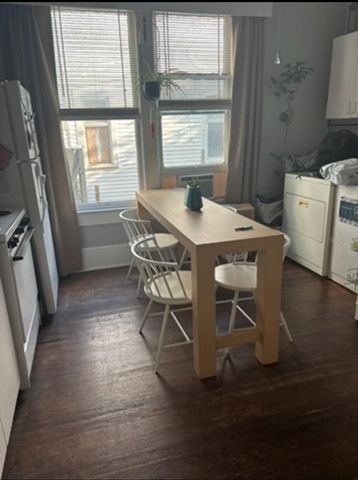 351 1ST STREET NE, St Petersburg, FL 33701