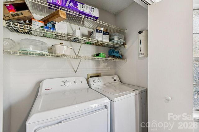 5719 Becton Park Drive, Charlotte, NC 28227