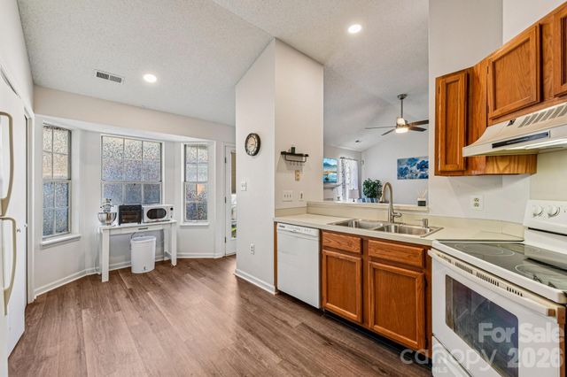 5719 Becton Park Drive, Charlotte, NC 28227