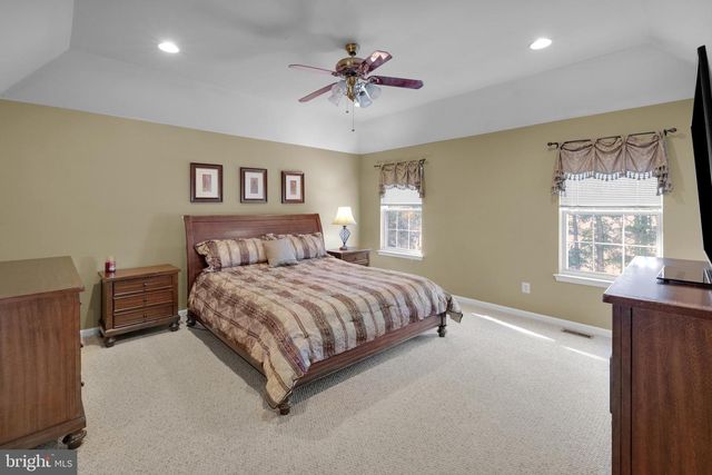 2106 RIDGE WAY, East Greenville, PA 18041