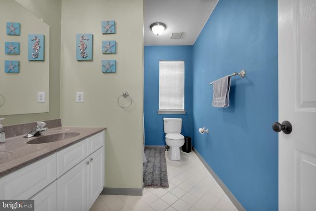 2106 RIDGE WAY, East Greenville, PA 18041