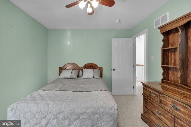 2106 RIDGE WAY, East Greenville, PA 18041